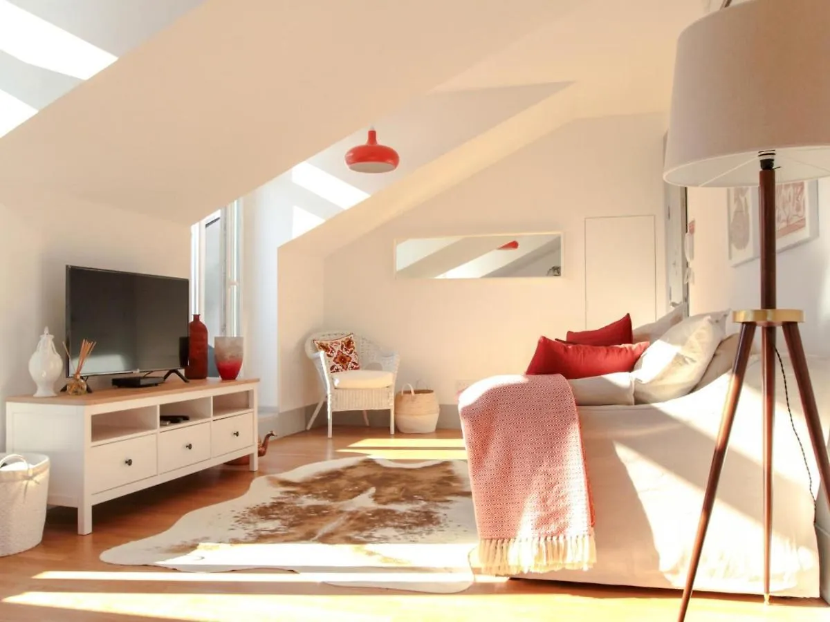 Sao Bento Stylish Cozy Apt With Ac Balcony Lisboa 0*,  البرتغال
